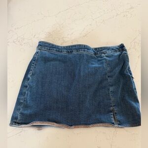 American Eagle - stretchy skort